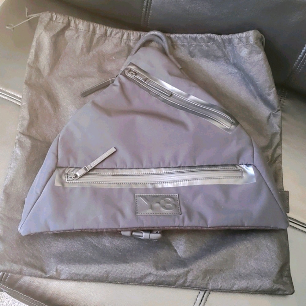 ADIDAS Y-3 QASA TRIANGLE BAG